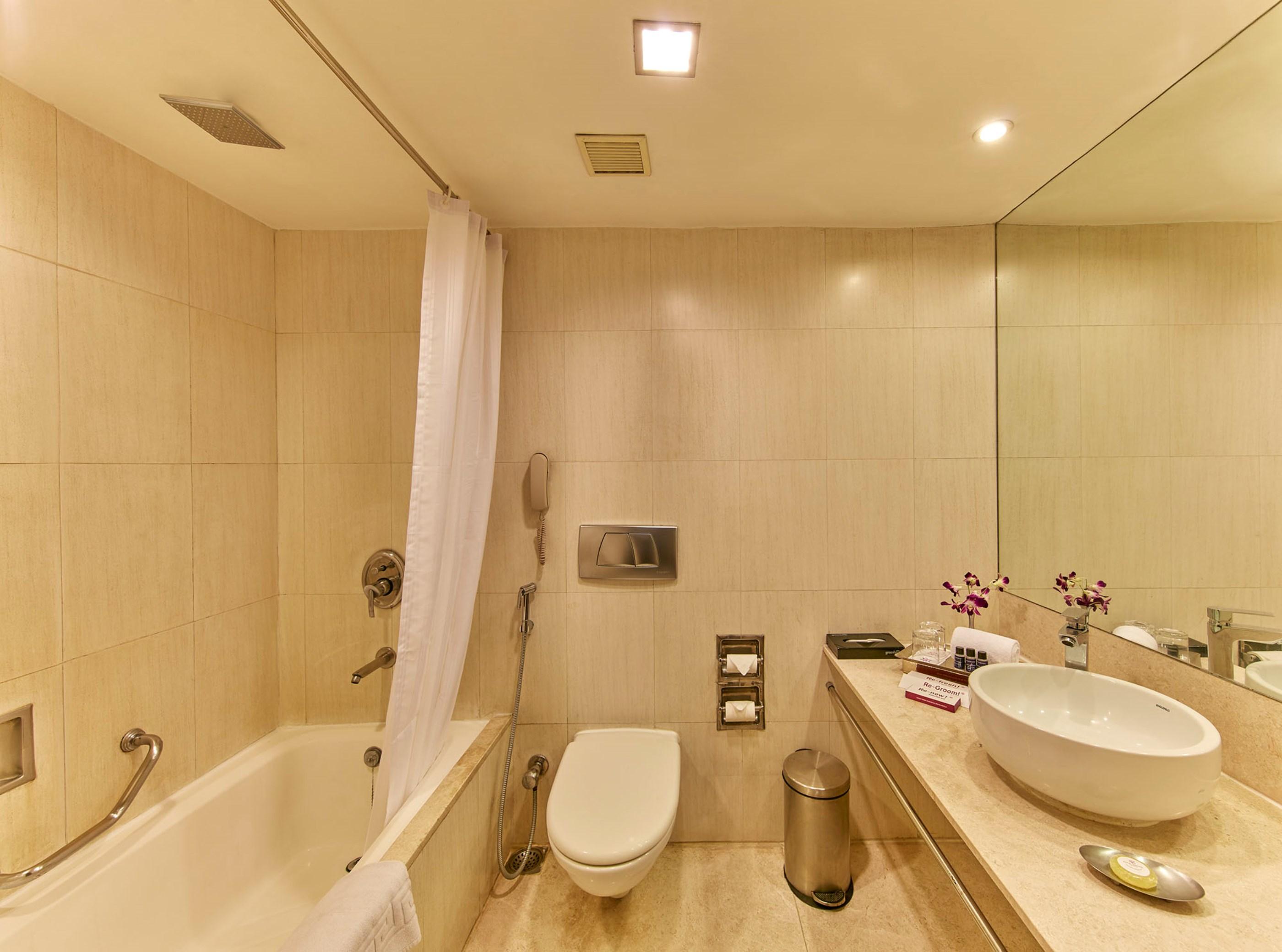 Royal Orchid Central Bangalore, Mg Road Экстерьер фото