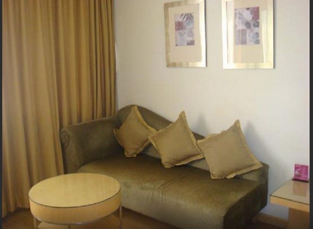 Royal Orchid Central Bangalore, Mg Road Экстерьер фото